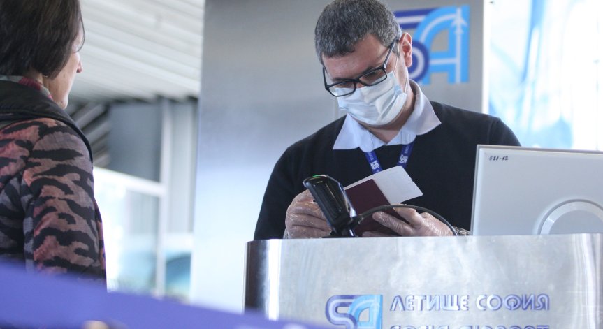 България разреши хуманитарен полет за репатриране на руски граждани до Русия
