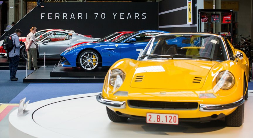 Ferrari - любима марка на автокрадците, в Лондон ги паркират в 