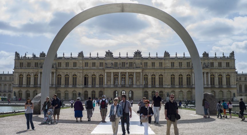 Дворецът Версай отваря врати, ще се влиза с маски и по маршрут