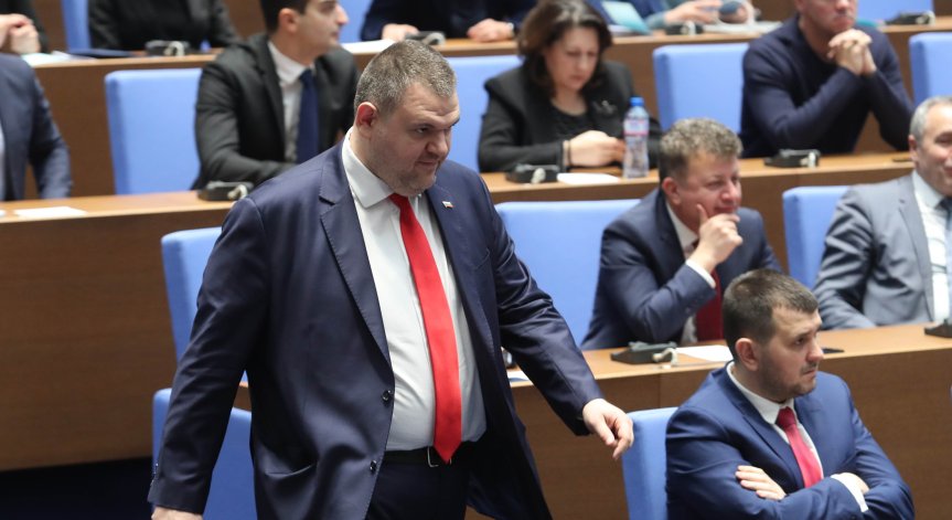 Пеевски алармира МВР, прокуратурата и ДАНС за проруска пропаганда у нас