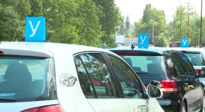 Предвиждат тотално отнемане на шофьорската книжка след 3 тежки нарушения