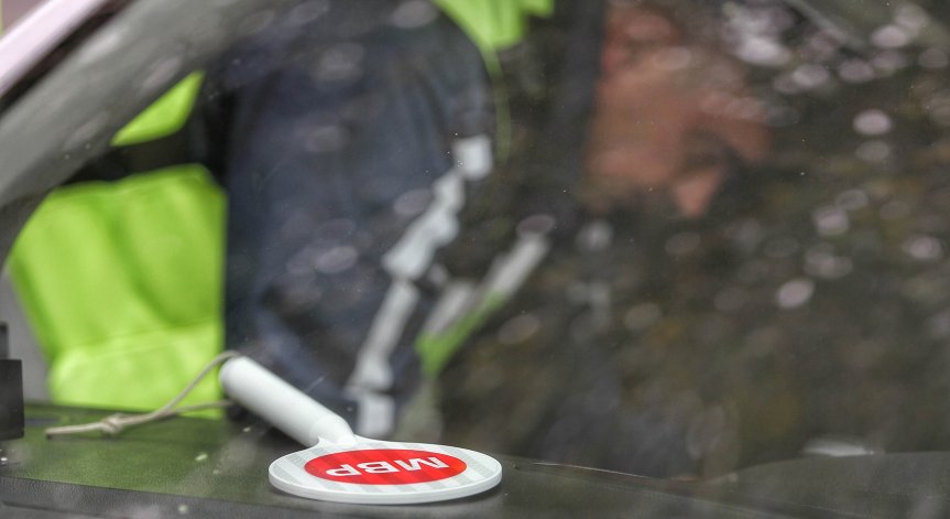 Извършен е контрол на 18 927 водачи и пътници.