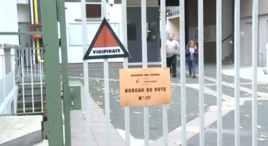 Тежката загуба на социалистите във Франция ги изправя пред трудна дилема