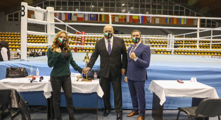 Кралев откри Европейското първенство по бокс за юноши и девойки