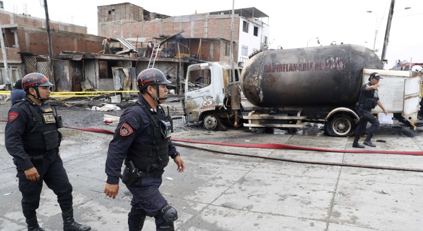 13 души са убити при взрив на цистерна в Кения, има и много ранени