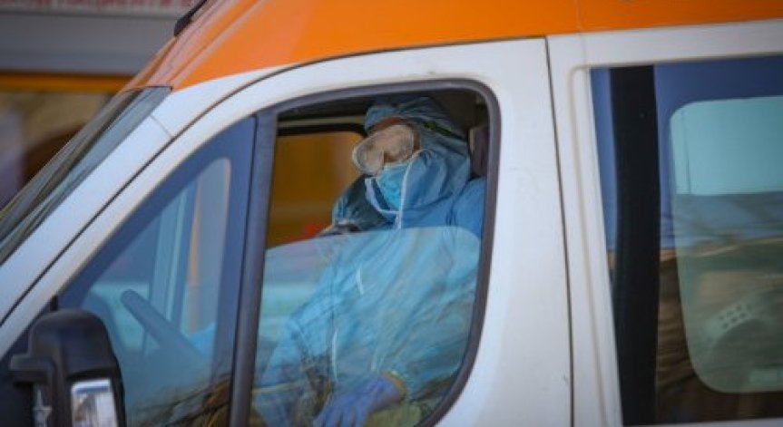 7 от починалите с Ковид-19 са без заболявания, повече от половината - със сърдечни