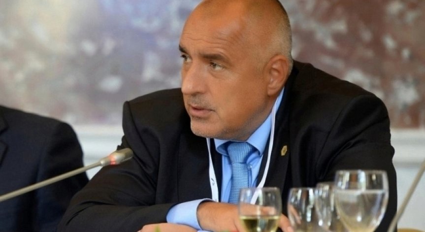 Борисов свика спешна среща заради мигрантите