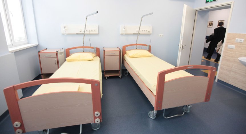 Нов опит за разрешително за болница на 