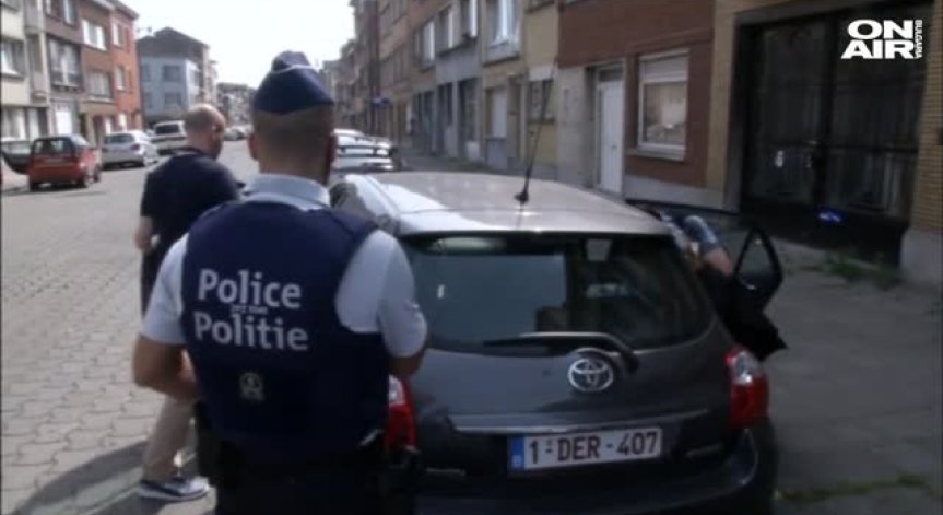 Задържаха четирима за връзки с атентатора от гарата в Брюксел 