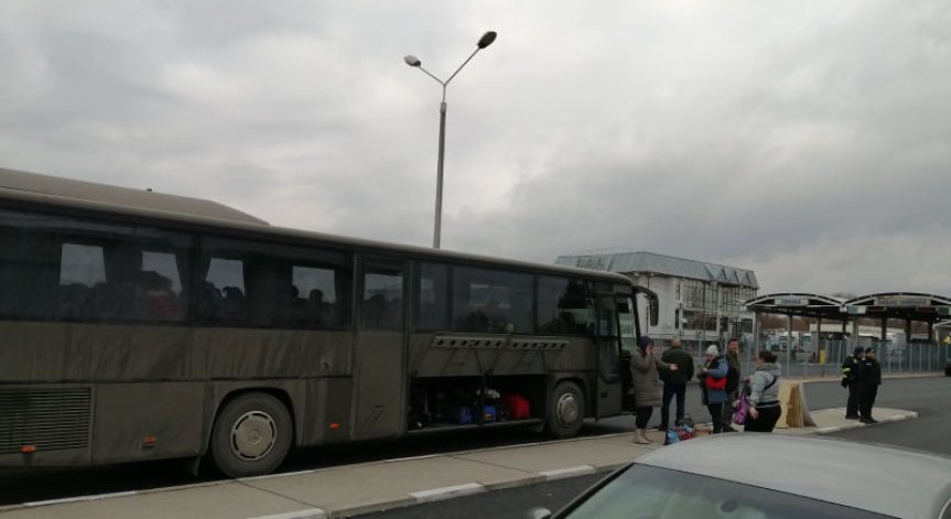 Напускащите България украинци са повече от влизащите у нас