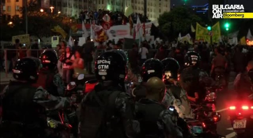 В Бразилия протестираха срещу организацията на Световното по футбол