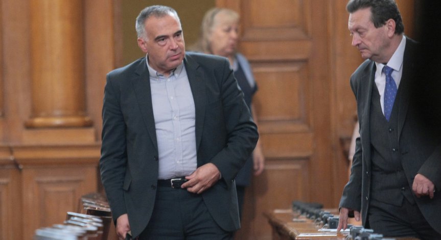 Антон Кутев става говорител на служебния кабинет
