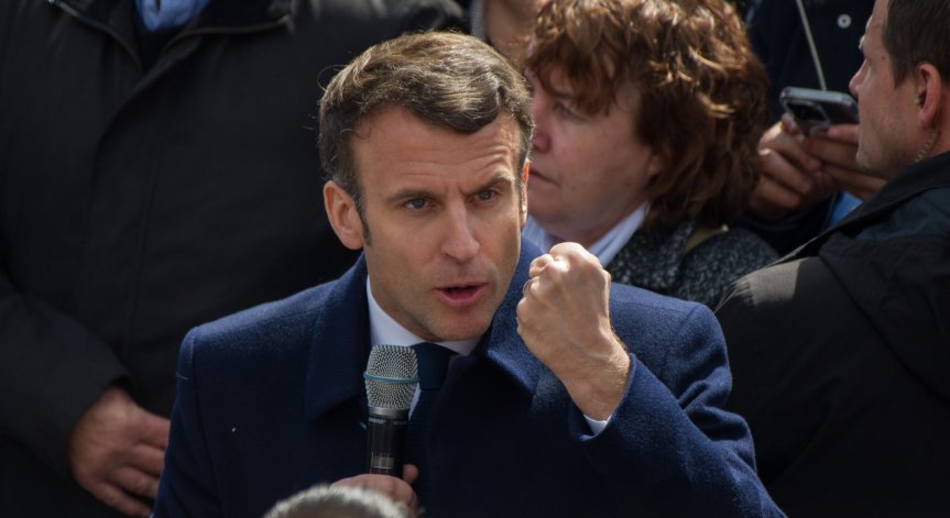 Макрон: Русия съсредоточава усилия в Донбас, Путин иска победа до 9 май