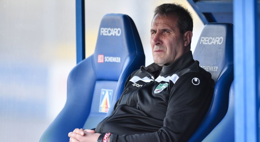 Херо подаде оставка след разочароващата загуба на 