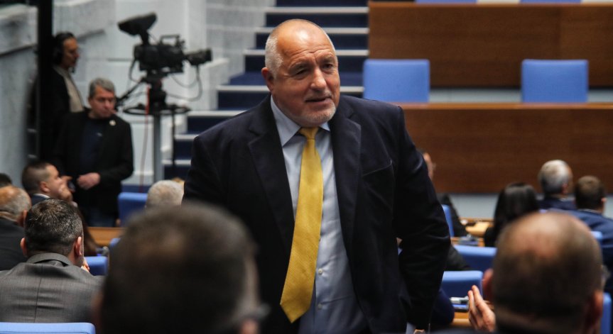 Борисов се самопредлага за премиер.