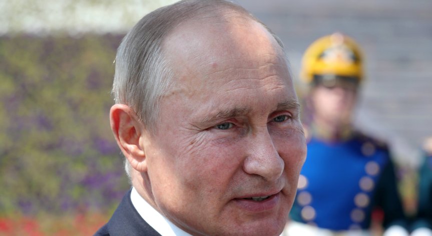 Путин свърза погромите в САЩ с реакцията на Вашингтон към пандемията