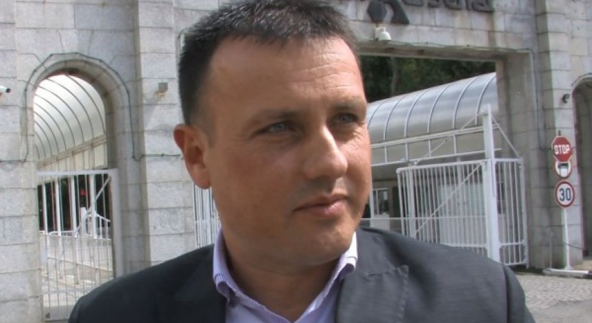 Човешка грешка е най-вероятната причина за врзива в 