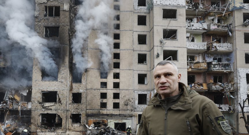 Кличко критикува Зеленски: Премахването на Залужний беше грешка и шокира украинците