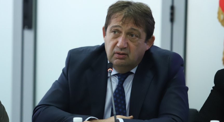 Министър Шишков уволни досегашния началник на ДНСК