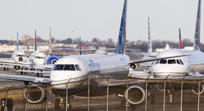 Международното летище в Багдад е подложено на ракетен обстрел
