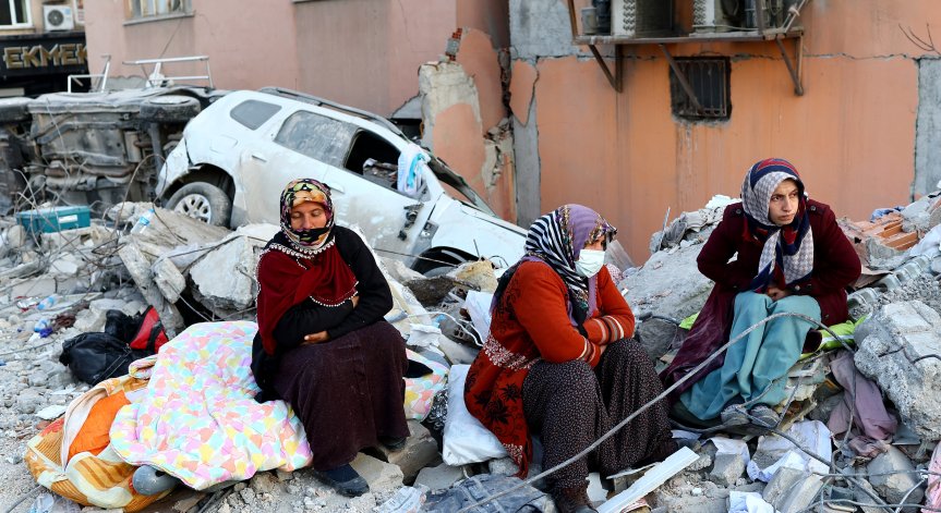 Броят на жертвите на земетресенията в Турция и Сирия надхвърли 33 000