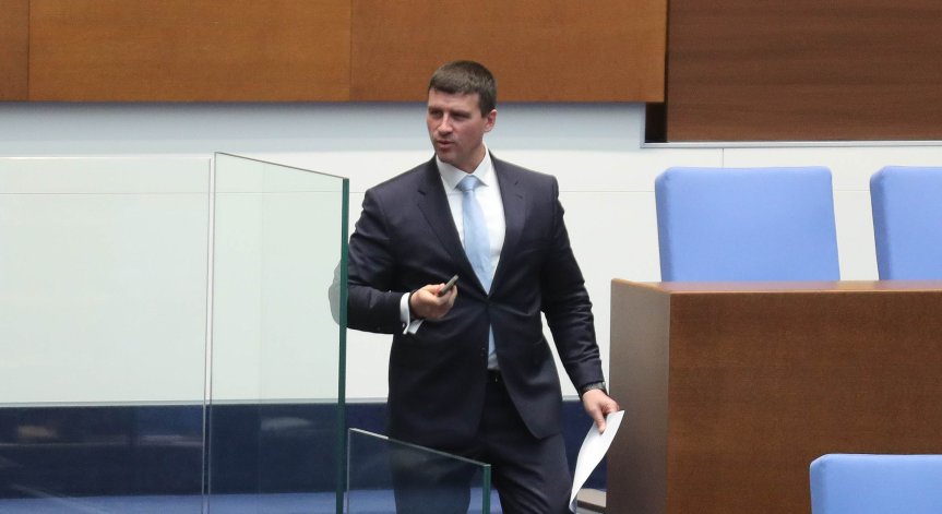 Ивелин Михайлов определи вота като успешен.