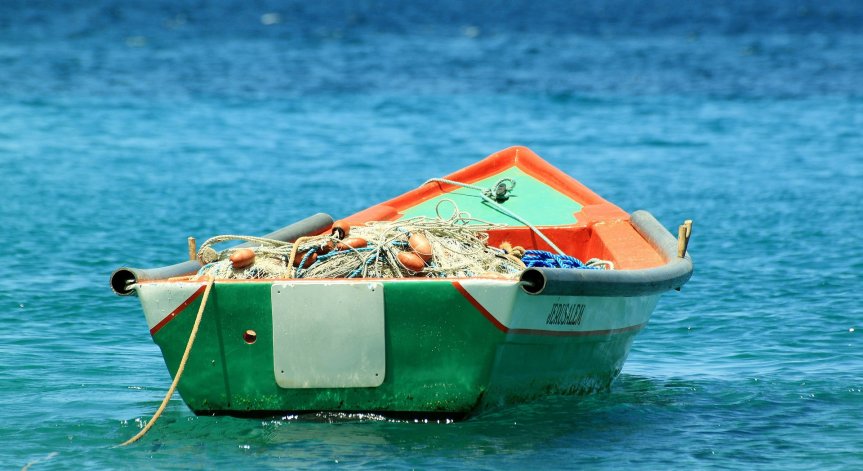 Саудитските сили унищожиха лодка с експлозиви в Червено море