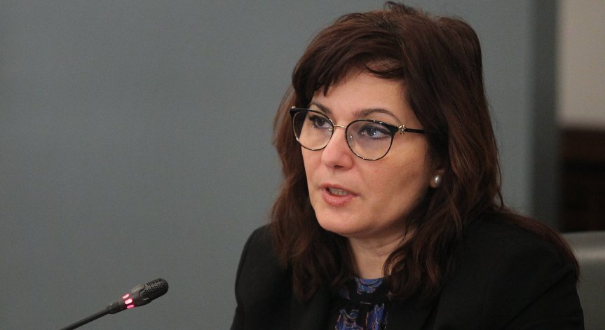 Обсъждат отпадане на 