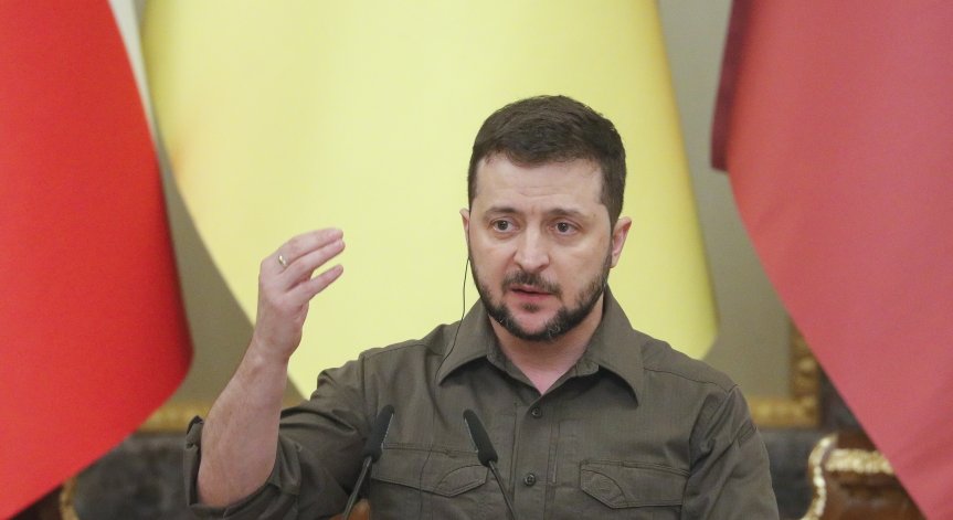 Зеленски: Ние издържахме 50 дни, а ни даваха пет! Политиците се показаха в различна светлина