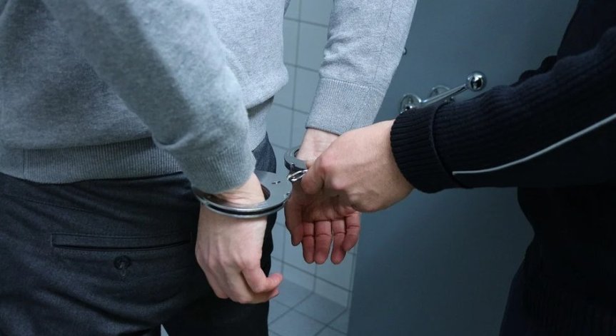 Осъдиха мъж на 12 г. затвор за блудство с три малолетни деца