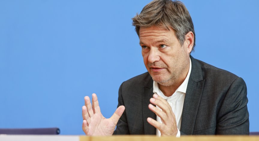 Германският министър на икономиката: Ще влезем в рецесия през следващата година