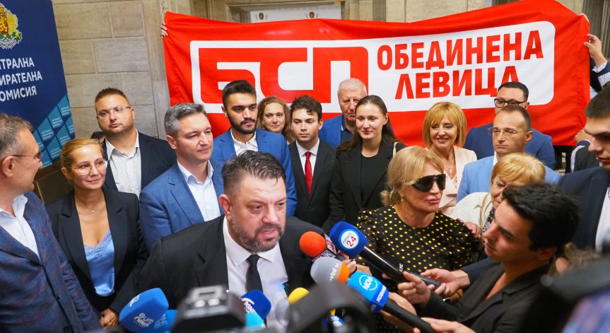 Социалисти напускат листите, одобрени от Националния съвет на БСП. 