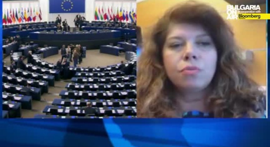 Илияна Йотова: Внимателно да се обмисли новото предложение на Ципрас