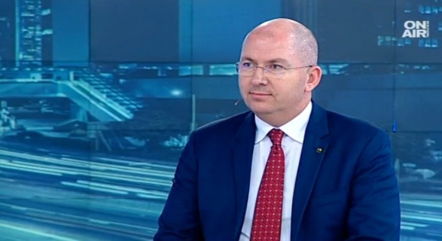 Алтернативата е в центъра, смятат от Народен съюз