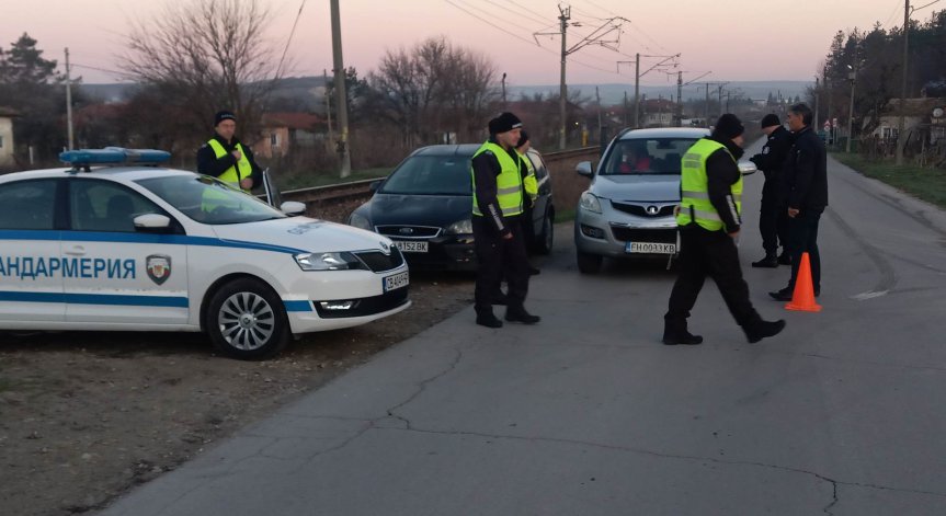 Ще повдигнат ли обвинения на полицаите, хванати с подкуп?