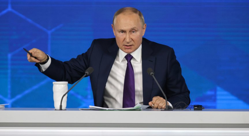 Путин се занимава с нови фериботи и неглижира войната: Съседи, не ескалирайте ситуацията