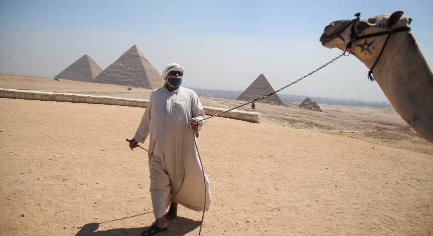 Откриха 14 саркофага в некропол в Египет