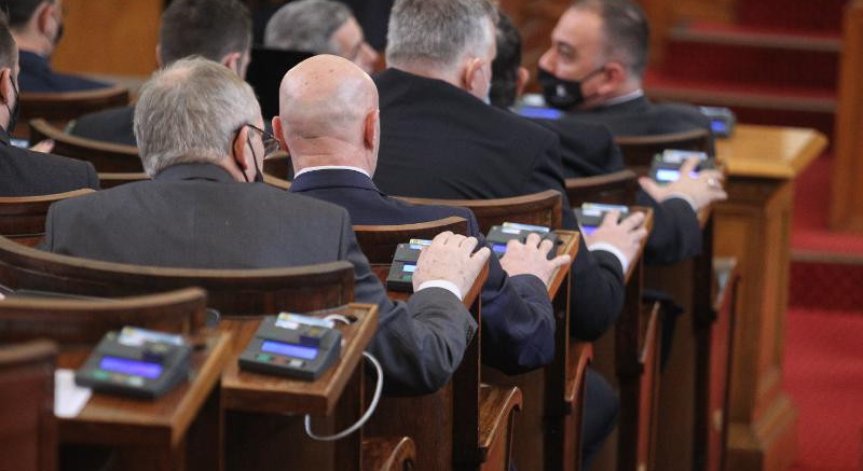 Парламентът гледа реформата в спецправосъдието на второ четене