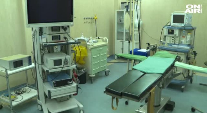 За първи път у нас: Лекари спасиха онкоболна жена и бебето ѝ