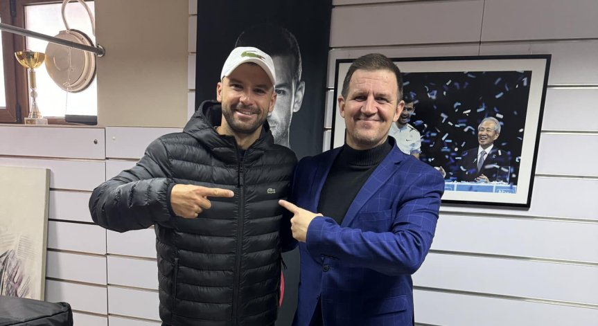 Григор Димитров се прибра в България, у дома си е