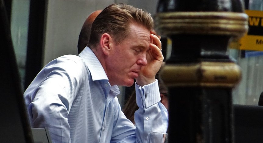 Липса на енергия, косопад, световъртеж издават, че не ядете достатъчно