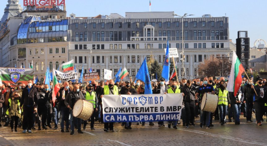 Синдикат в МВР се възмути от мотивите на ГЕРБ за детските надбавки