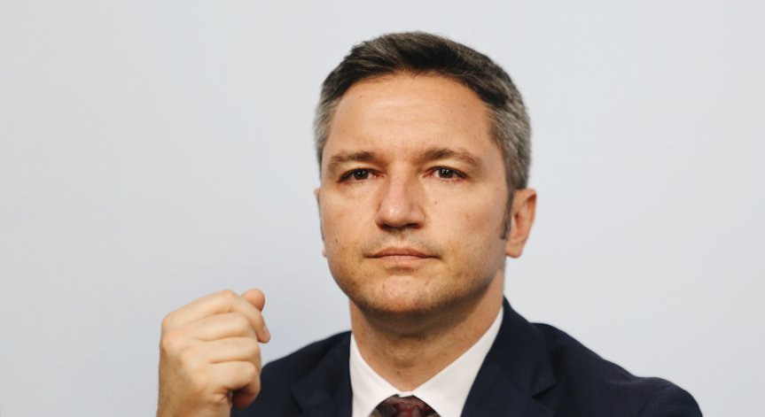 Вигенин: Няма да прекрачим разумния срок за мандата