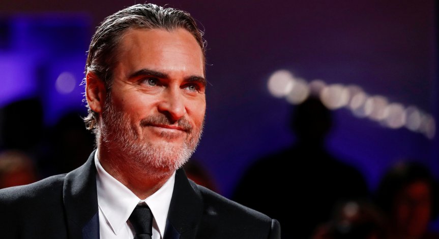 Опасения от масови стрелби в САЩ заради премиерата на 