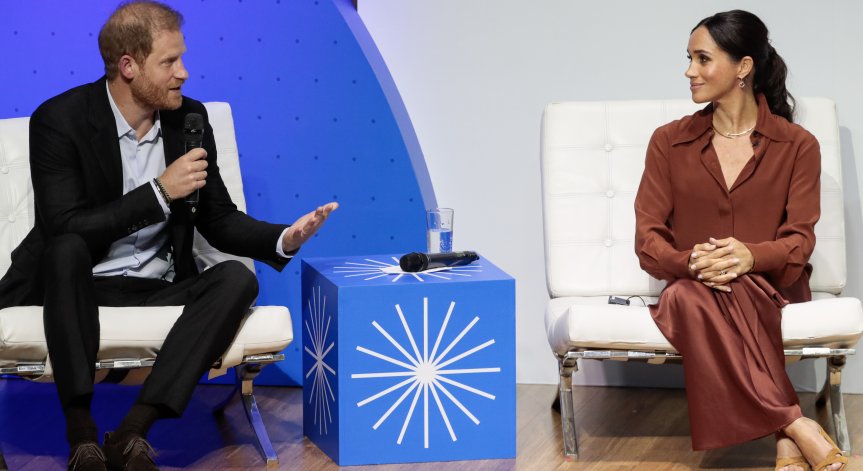 Маркъл е поискала той да бъде със семейството си в САЩ на Деня на благодарността.