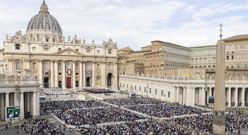 Разследване: Покойният папа Йоан Павел II прикривал свещеници педофили