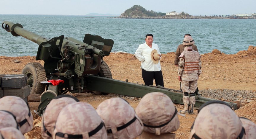 Напрежението по границата на Южна Корея се покачва, КНДР изстреля поредна ракета