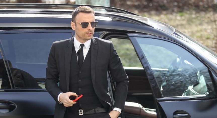 Бербатов: Снимка доказва, че президент на БФС празнува с бос на черното тото в света