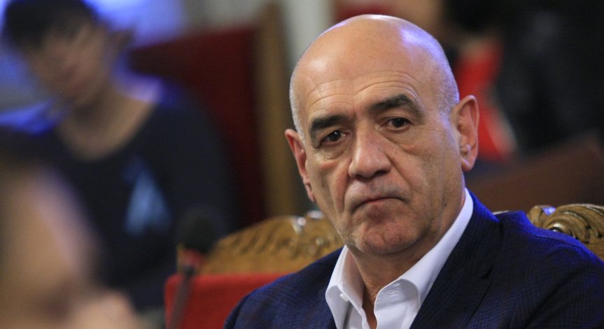 Ексшеф на НЗОК: Случващото се в 