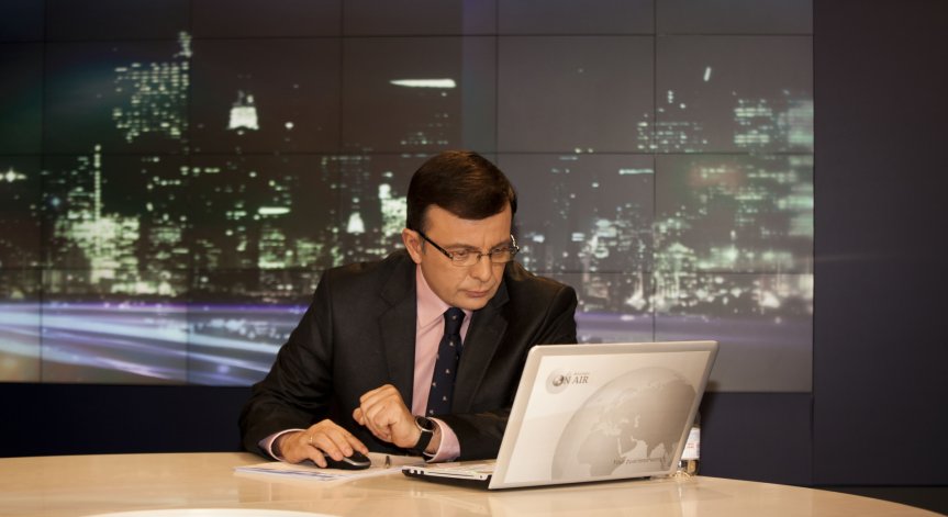 Изводите и емоциите от изборния ден, обобщени в Денят ON AIR с Веселин Дремджиев